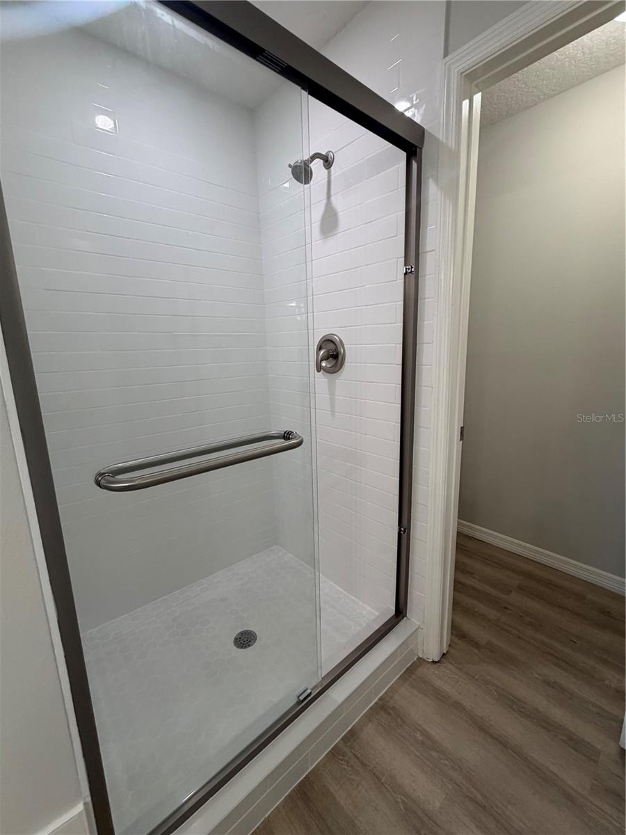 370 S COBBLE CT, MOUNT DORA, FL, 32757