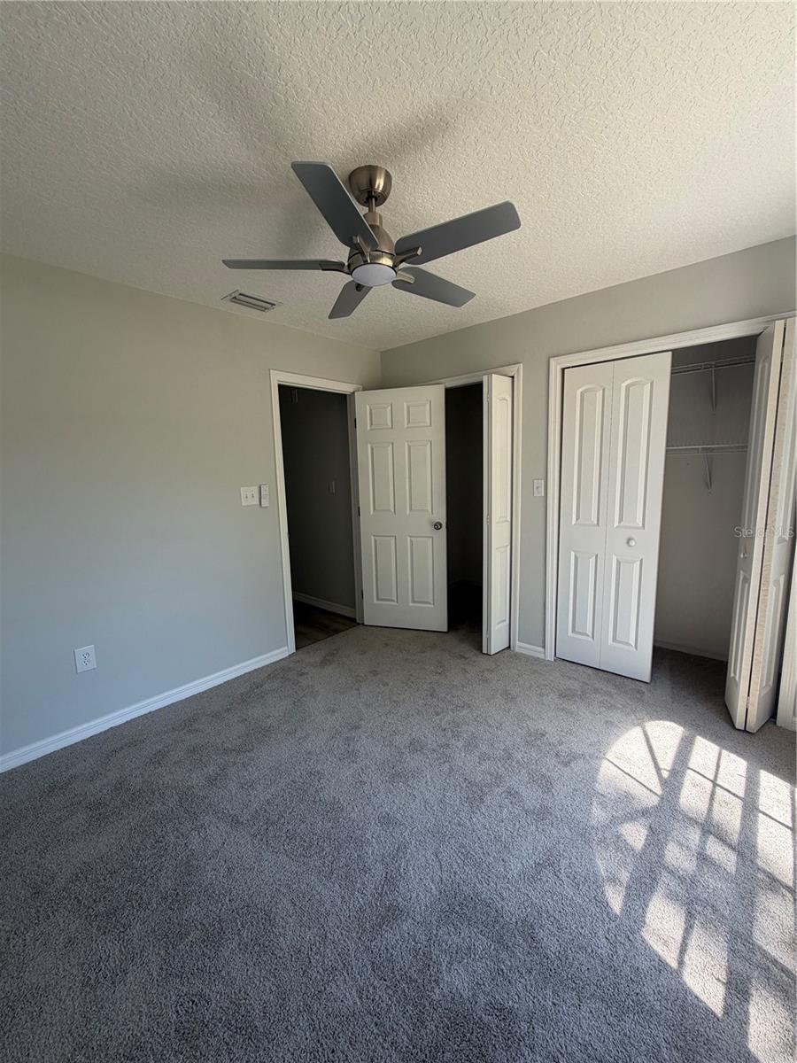 370 S COBBLE CT, MOUNT DORA, FL, 32757