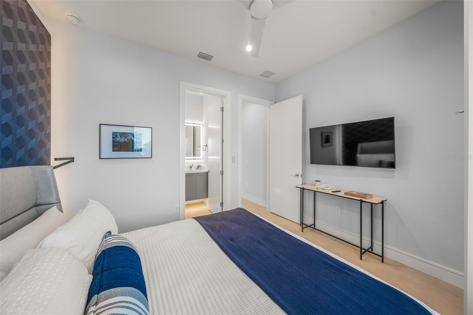 101 7TH ST S, BRADENTON BEACH, FL, 34217