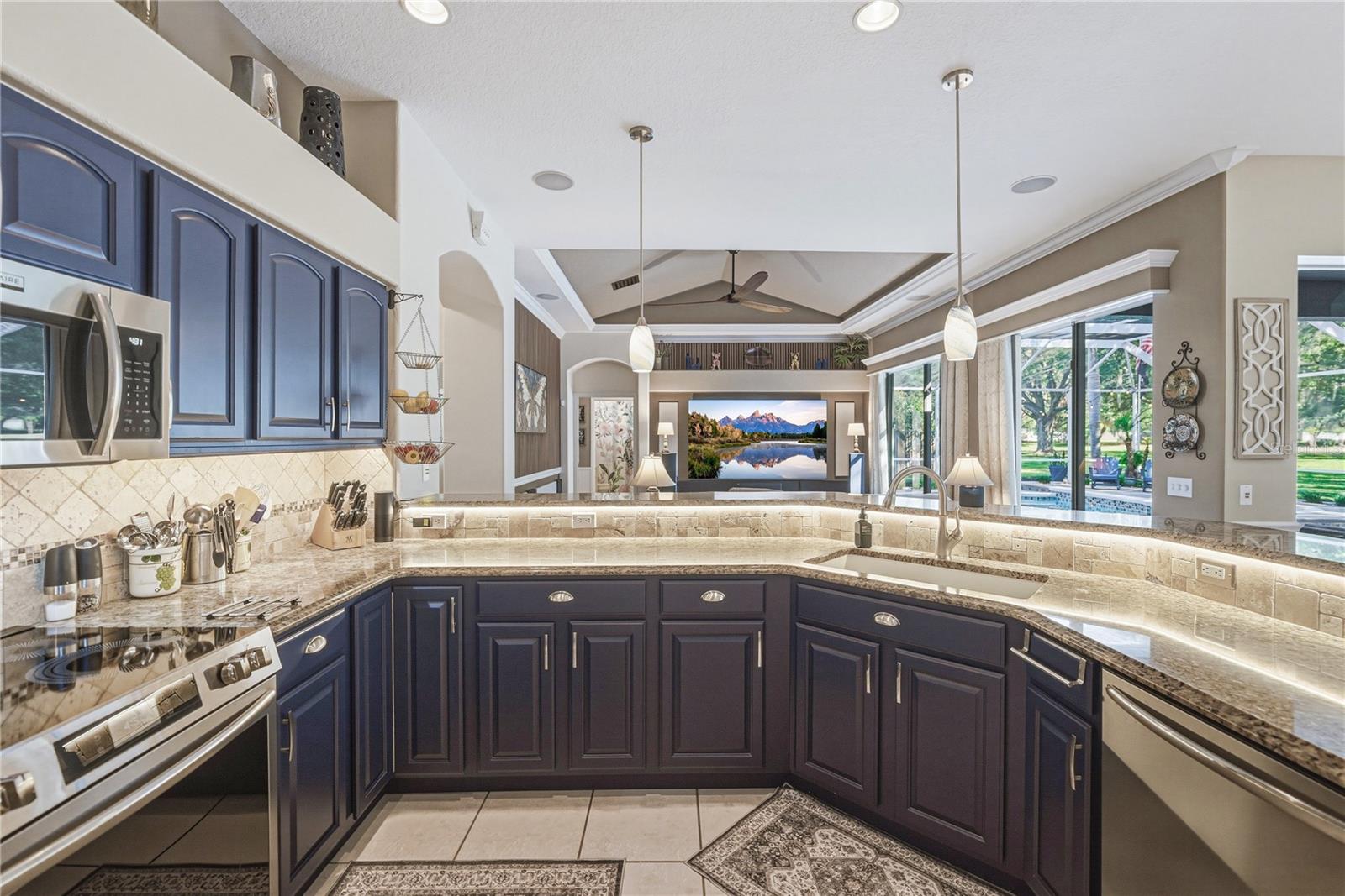 3013 SUTTON WOODS DR, PLANT CITY, FL, 33566