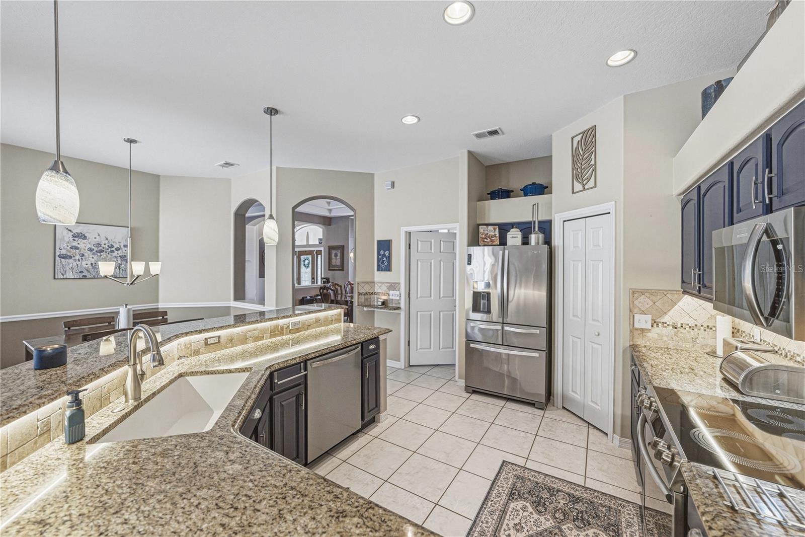 3013 SUTTON WOODS DR, PLANT CITY, FL, 33566