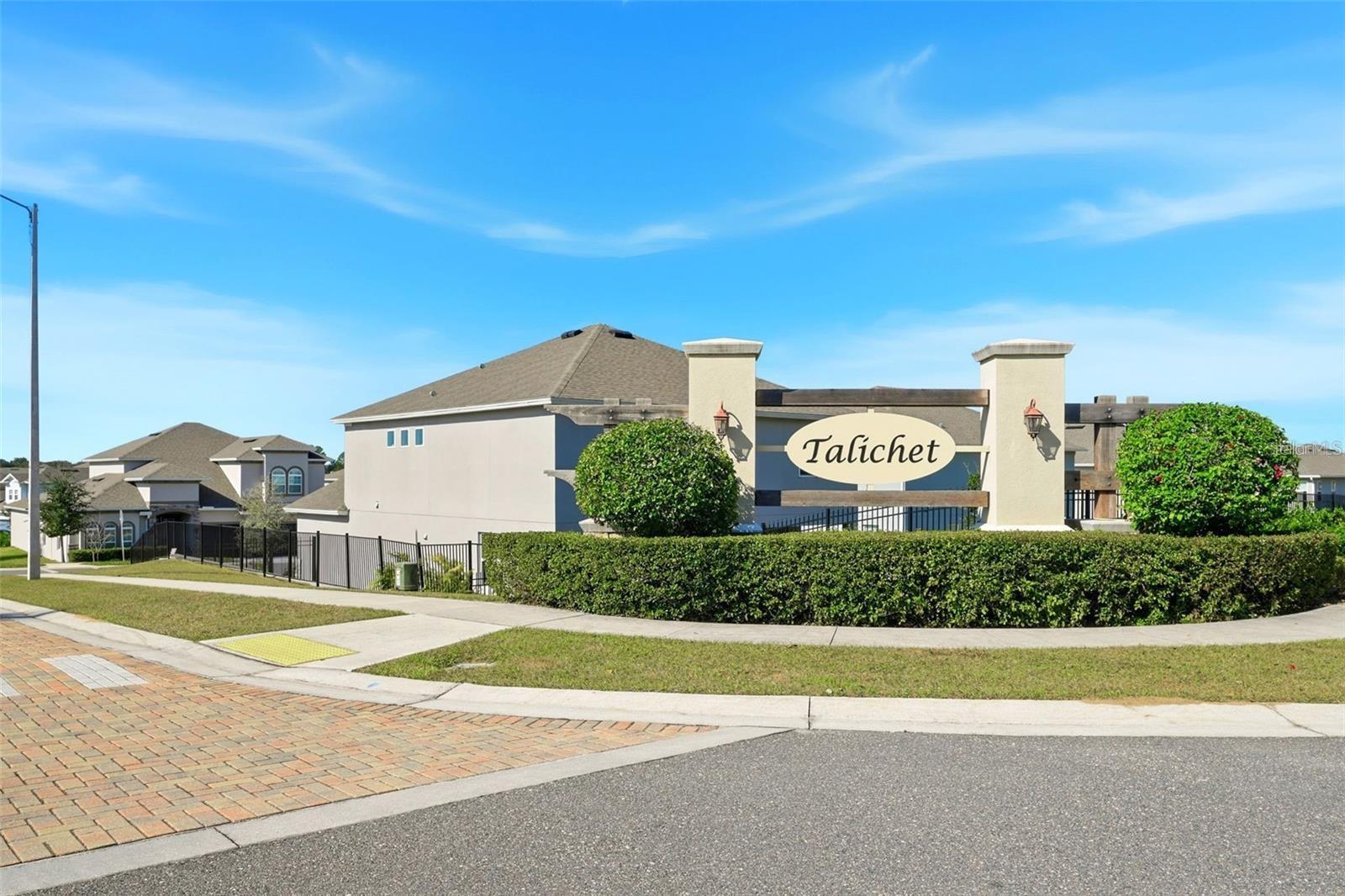 575 AVILA PL, HOWEY IN THE HILLS, FL, 34737