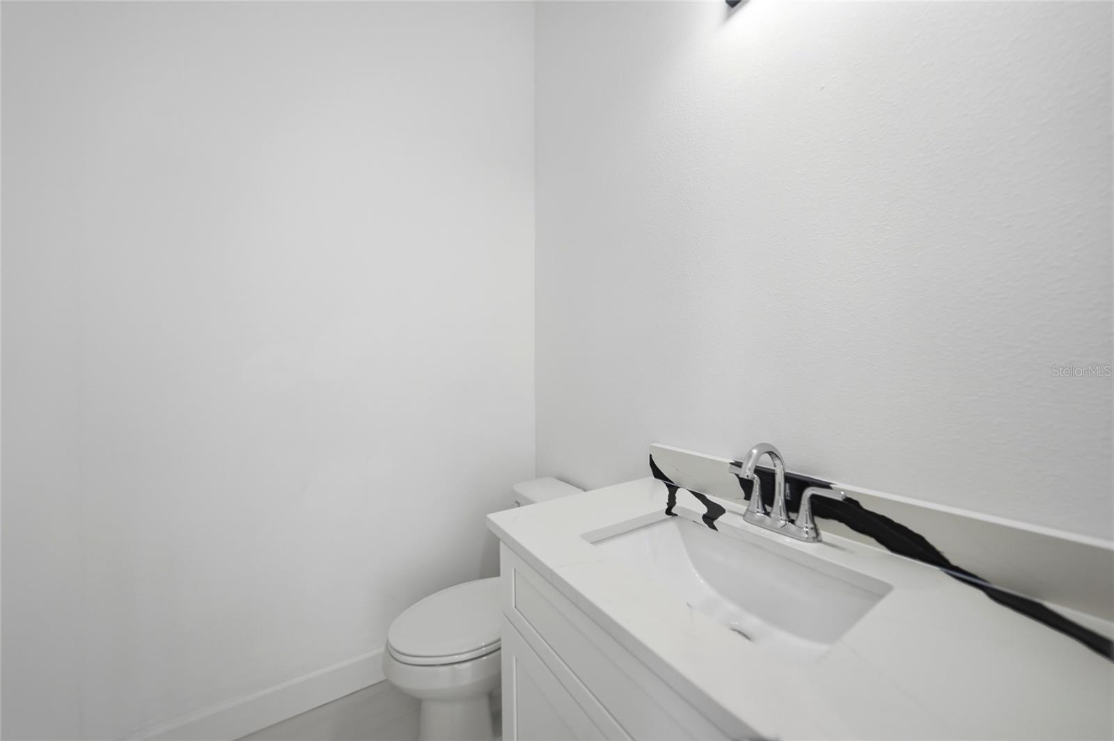 15096 LAKELAND CIR, PORT CHARLOTTE, FL, 33981