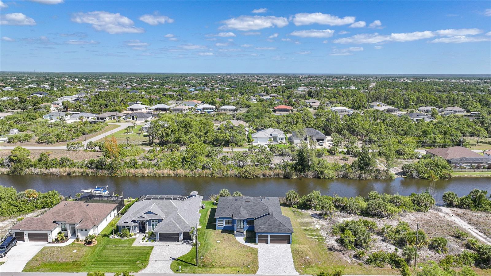 15096 LAKELAND CIR, PORT CHARLOTTE, FL, 33981