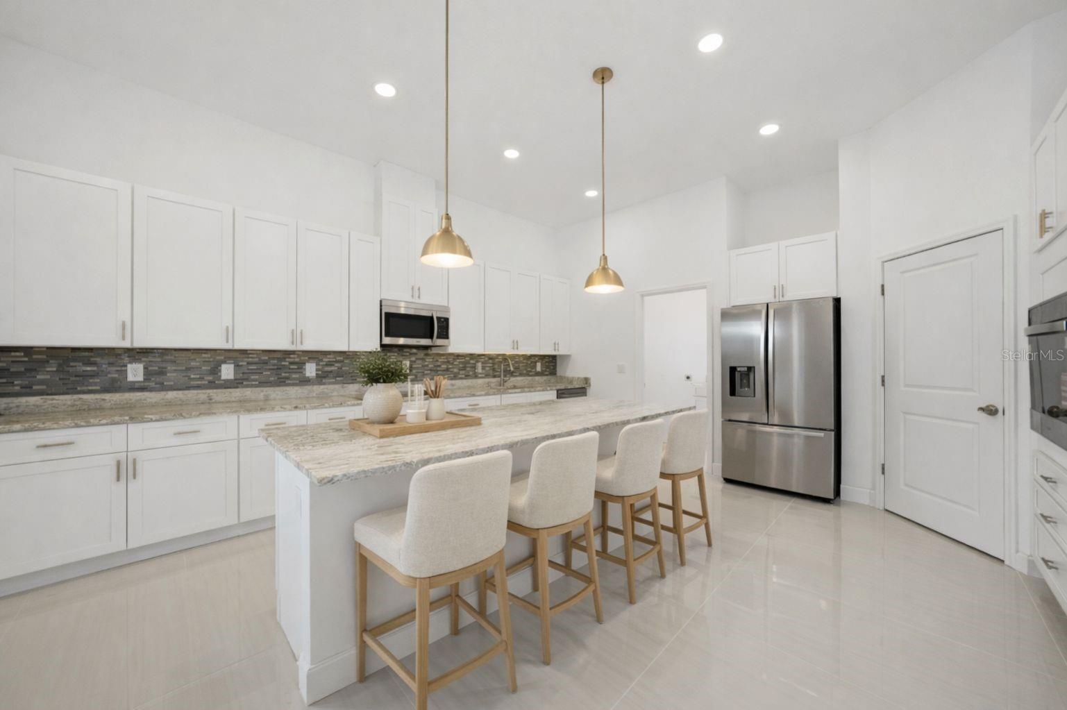 15096 LAKELAND CIR, PORT CHARLOTTE, FL, 33981