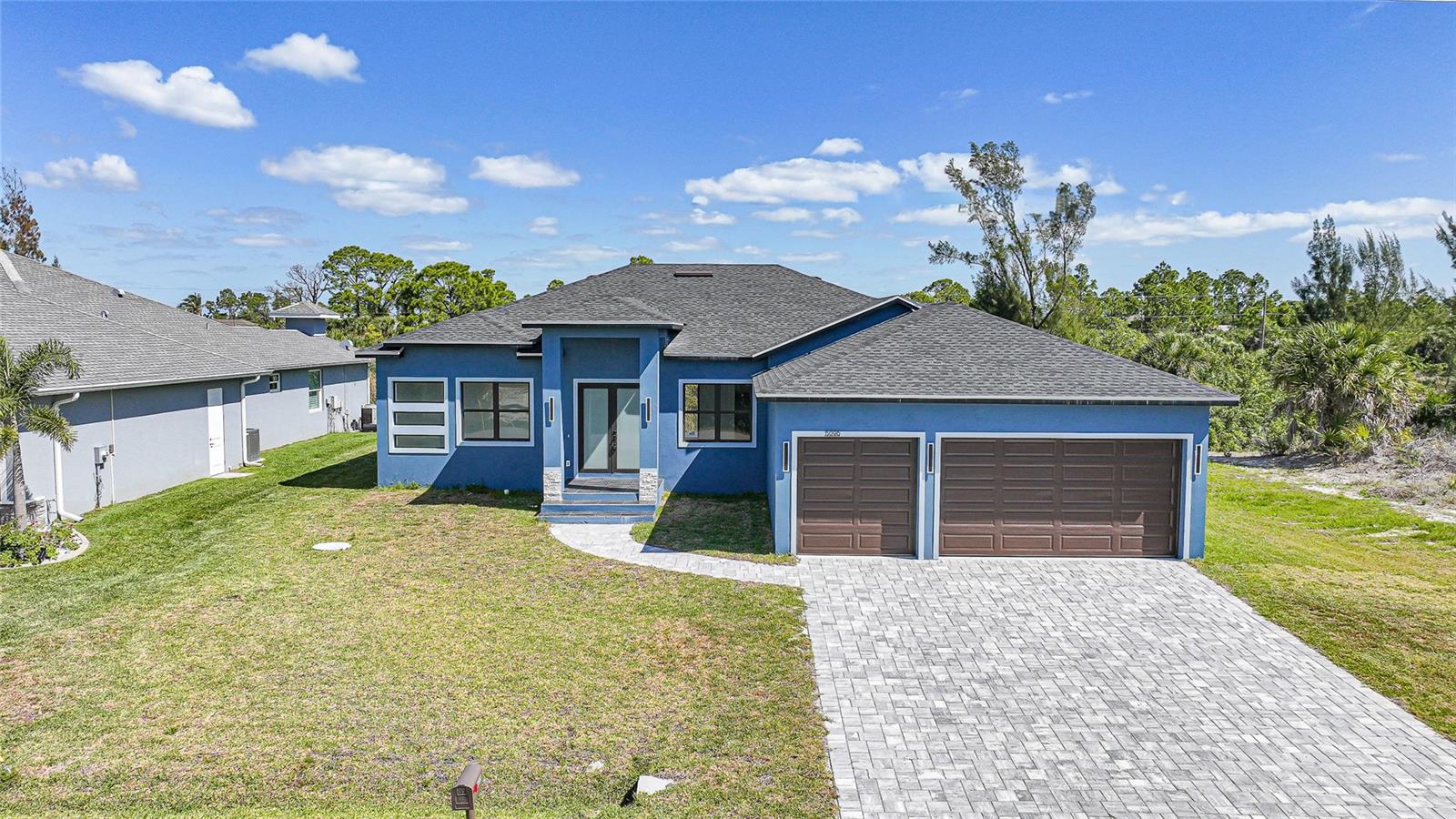 15096 LAKELAND CIR, PORT CHARLOTTE, FL, 33981