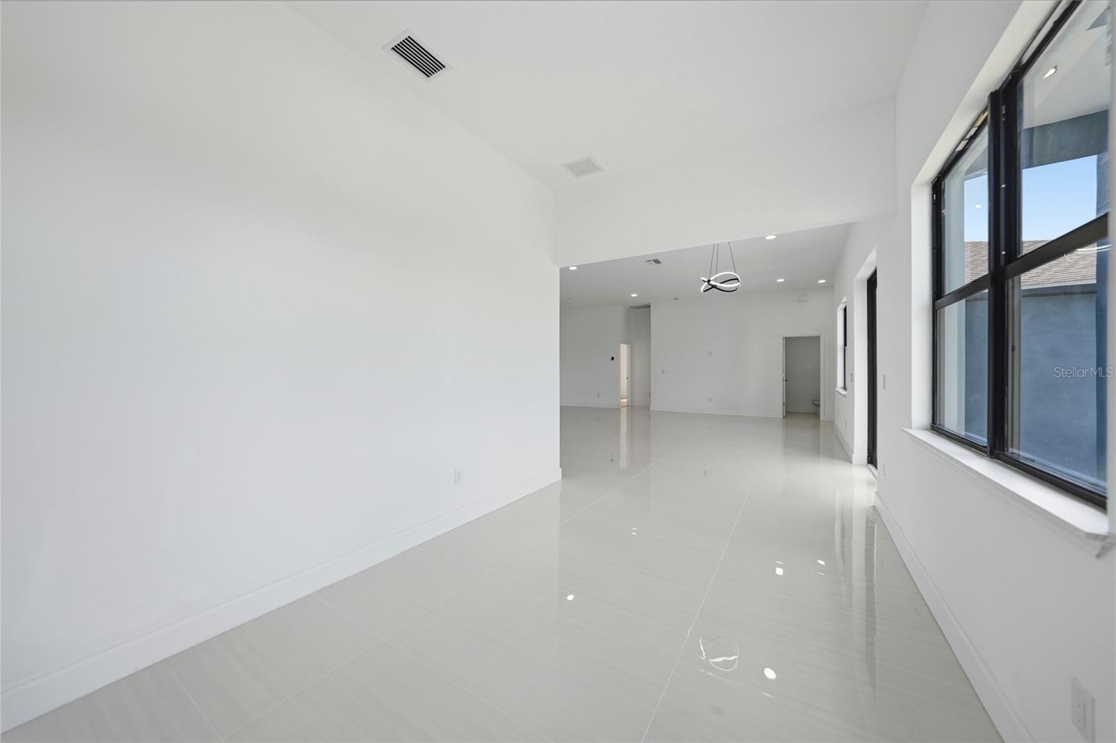 15096 LAKELAND CIR, PORT CHARLOTTE, FL, 33981