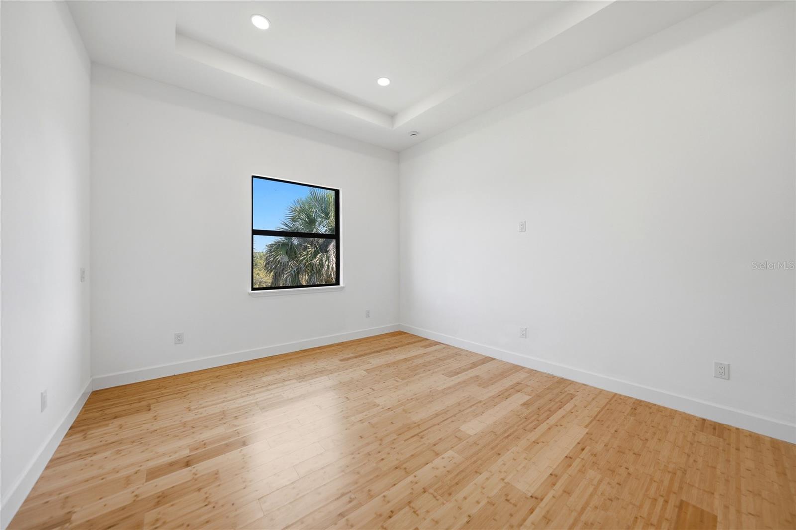 15096 LAKELAND CIR, PORT CHARLOTTE, FL, 33981