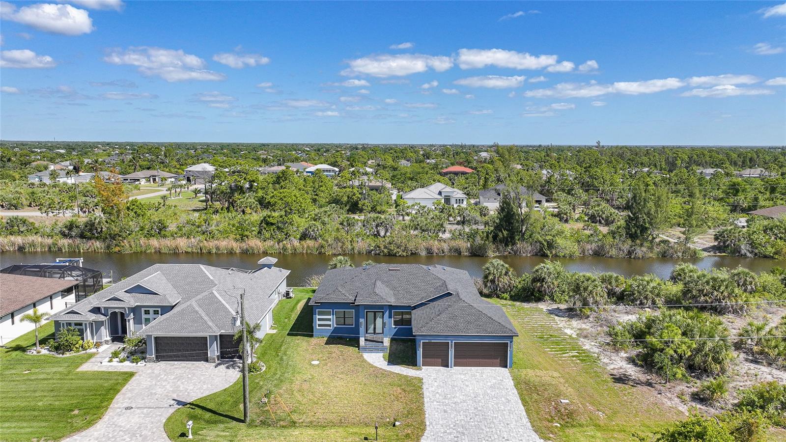 15096 LAKELAND CIR, PORT CHARLOTTE, FL, 33981