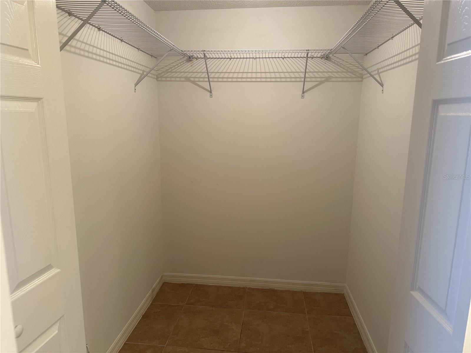 8425 LAURELON PL, TEMPLE TERRACE, FL, 33637