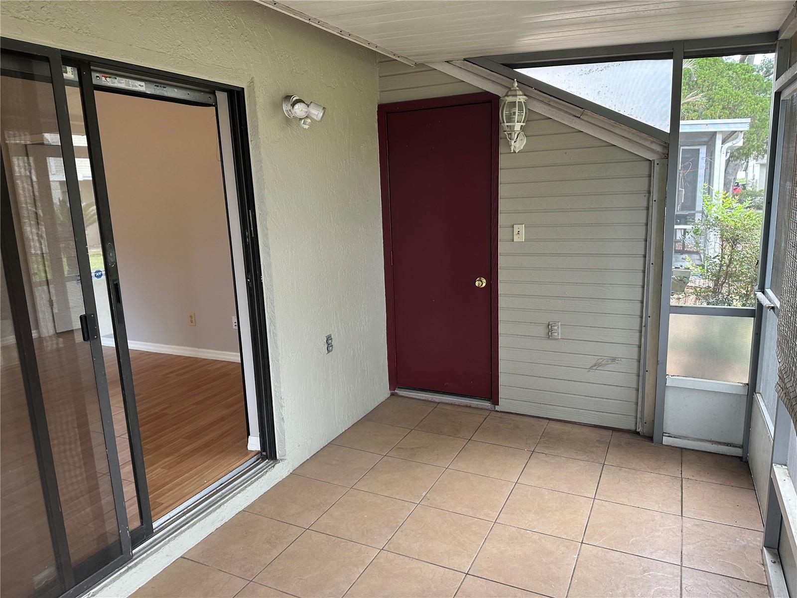 8425 LAURELON PL, TEMPLE TERRACE, FL, 33637