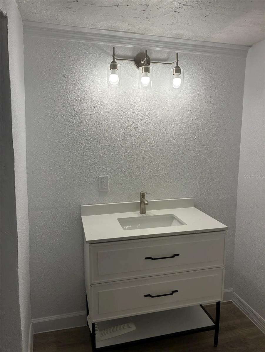 2620 E 33RD AVE, TAMPA, FL, 33610