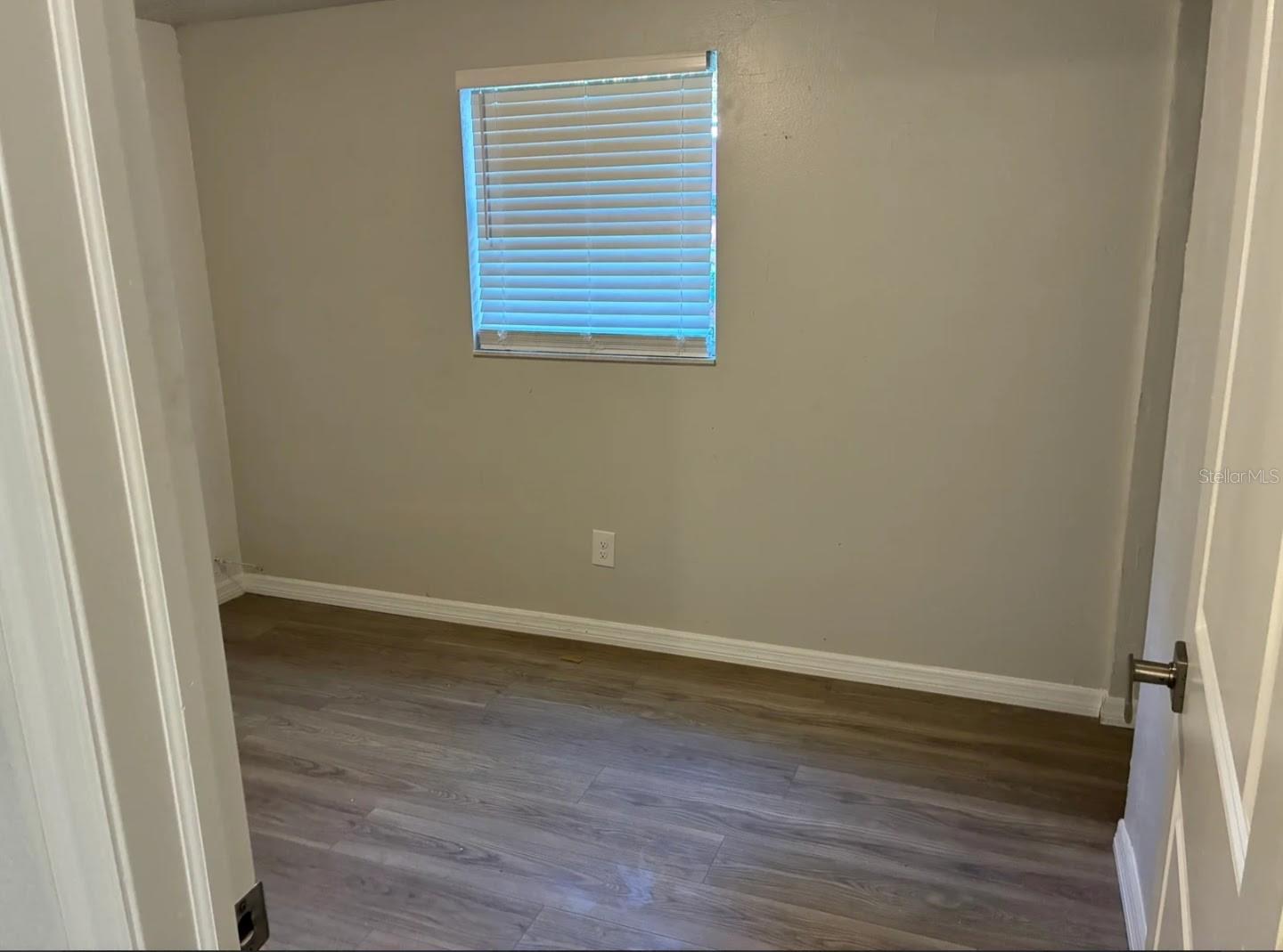 2620 E 33RD AVE, TAMPA, FL, 33610