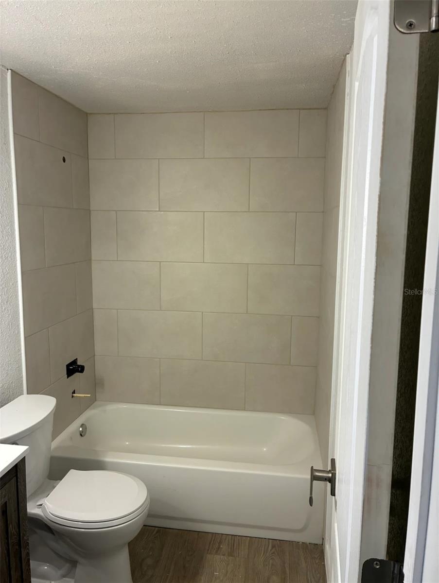 2620 E 33RD AVE, TAMPA, FL, 33610