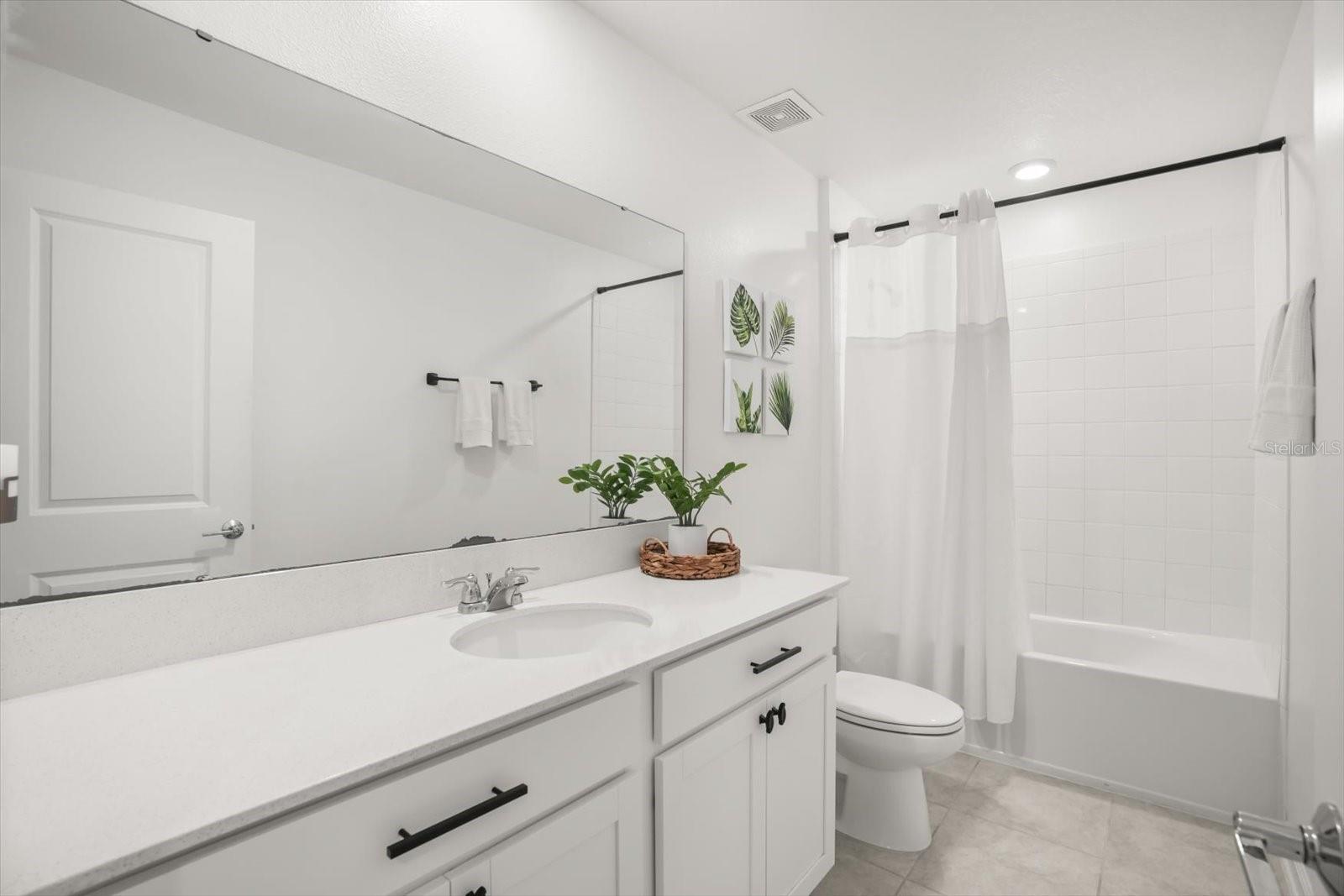 26100 BRISTLELEAF CT, LEESBURG, FL, 34748