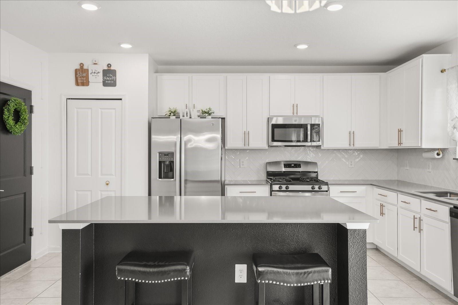 26100 BRISTLELEAF CT, LEESBURG, FL, 34748