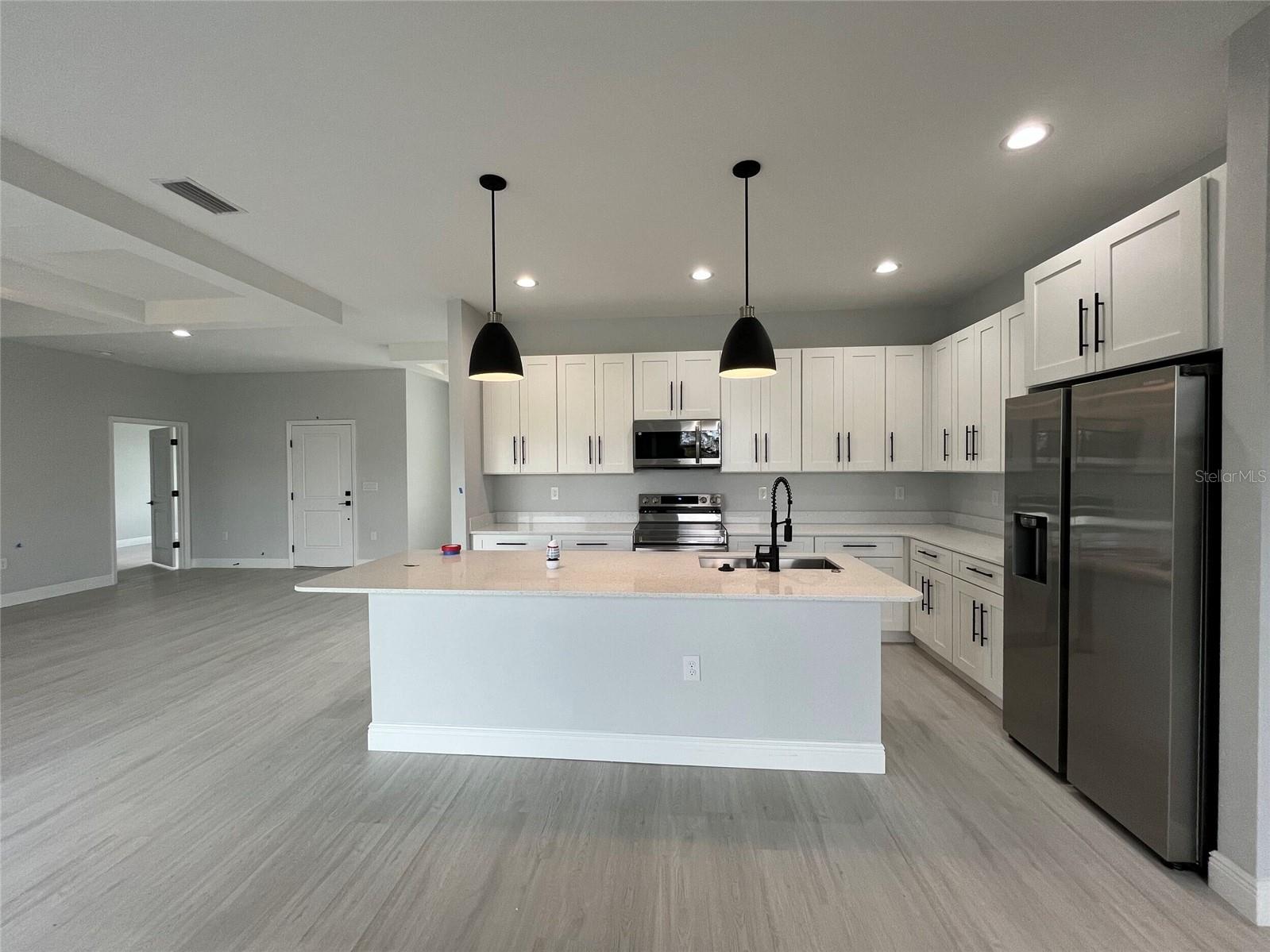 PORT CHARLOTTE SEC 085, PORT CHARLOTTE, FL, 33981