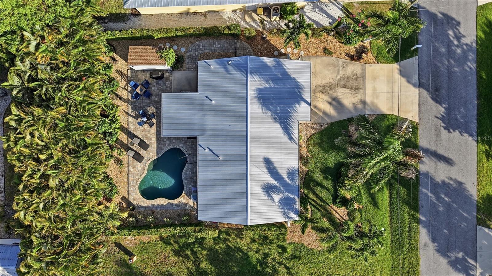 415 HARVEY ST, PUNTA GORDA, FL, 33950