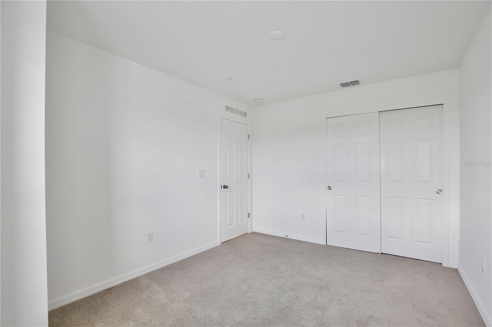 10025 EAGLE ROCK ALY, ORLANDO, FL, 32832