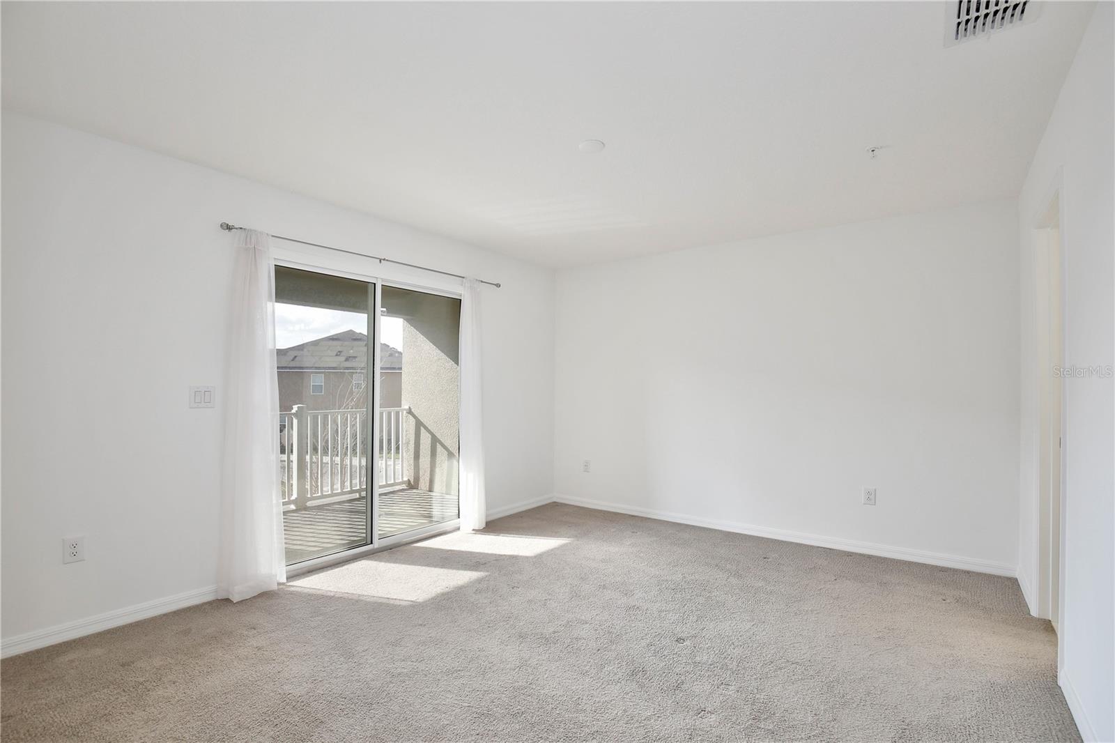 10025 EAGLE ROCK ALY, ORLANDO, FL, 32832