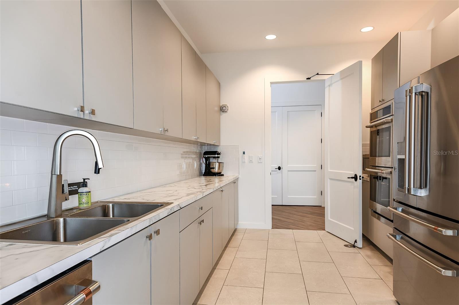 3896 IMMACOLATA WAY, WESLEY CHAPEL, FL, 33543