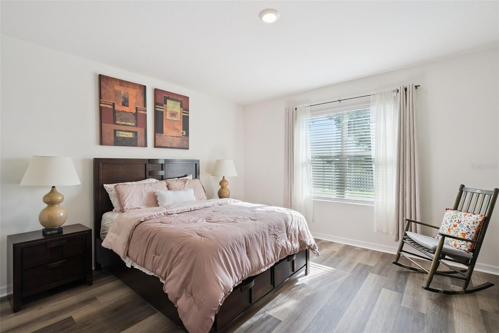 916 AUGUST SKY DR, DELTONA, FL, 32738