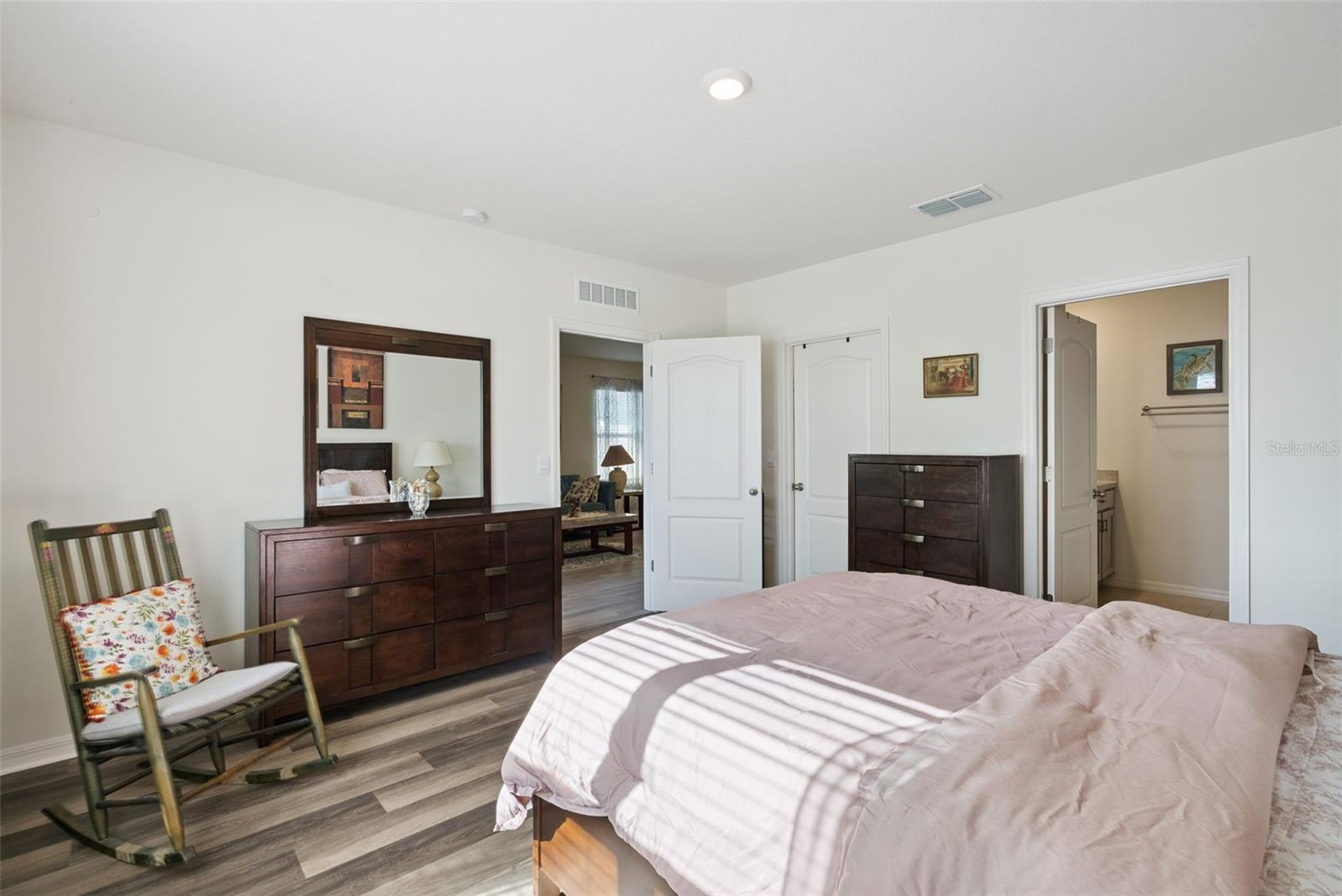 916 AUGUST SKY DR, DELTONA, FL, 32738