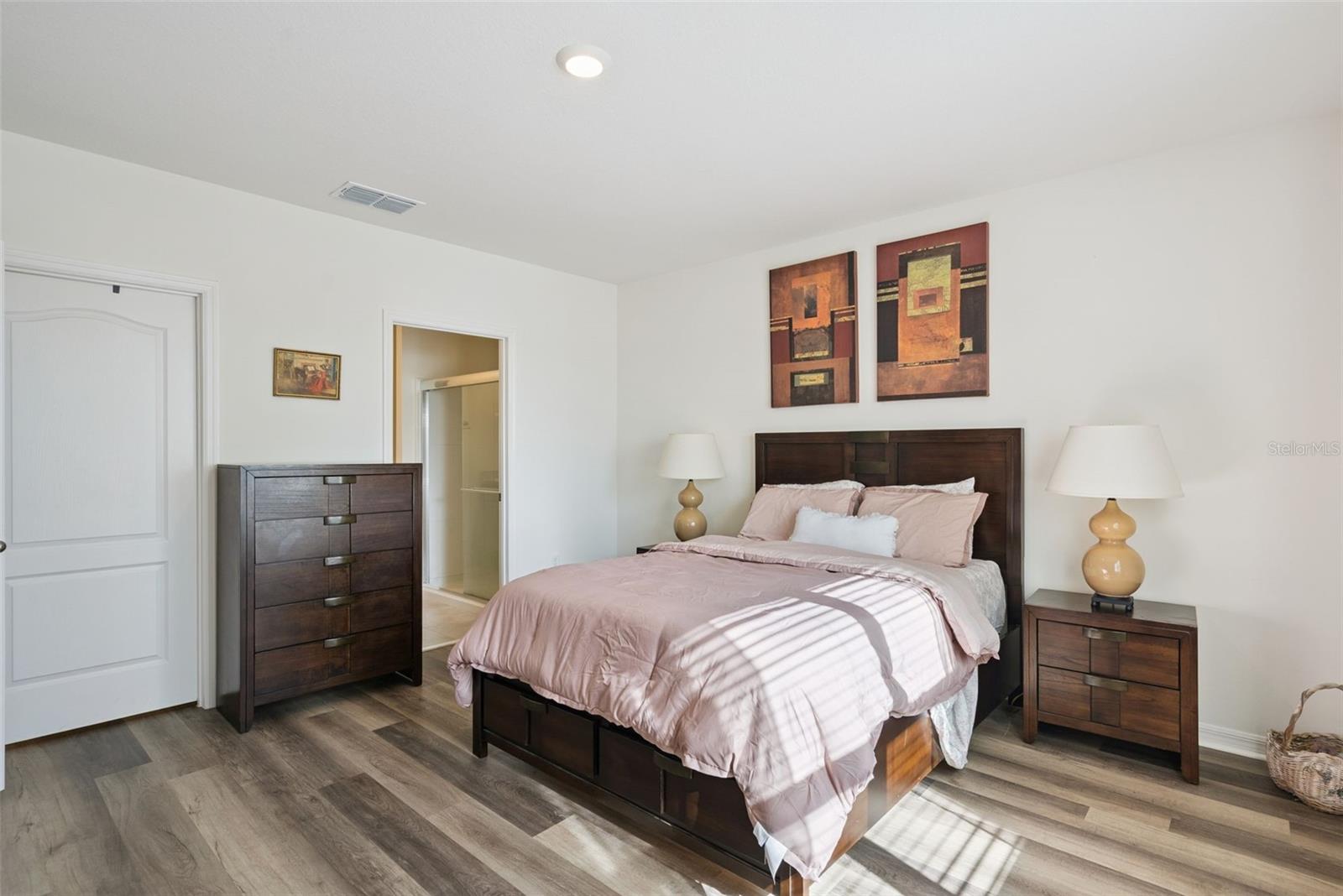 916 AUGUST SKY DR, DELTONA, FL, 32738