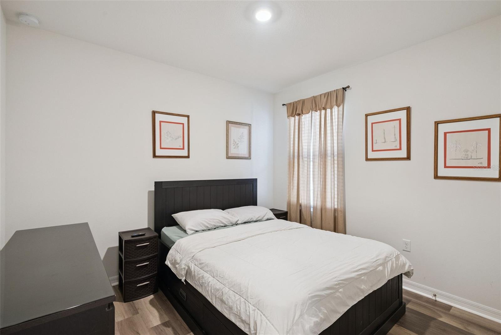 916 AUGUST SKY DR, DELTONA, FL, 32738