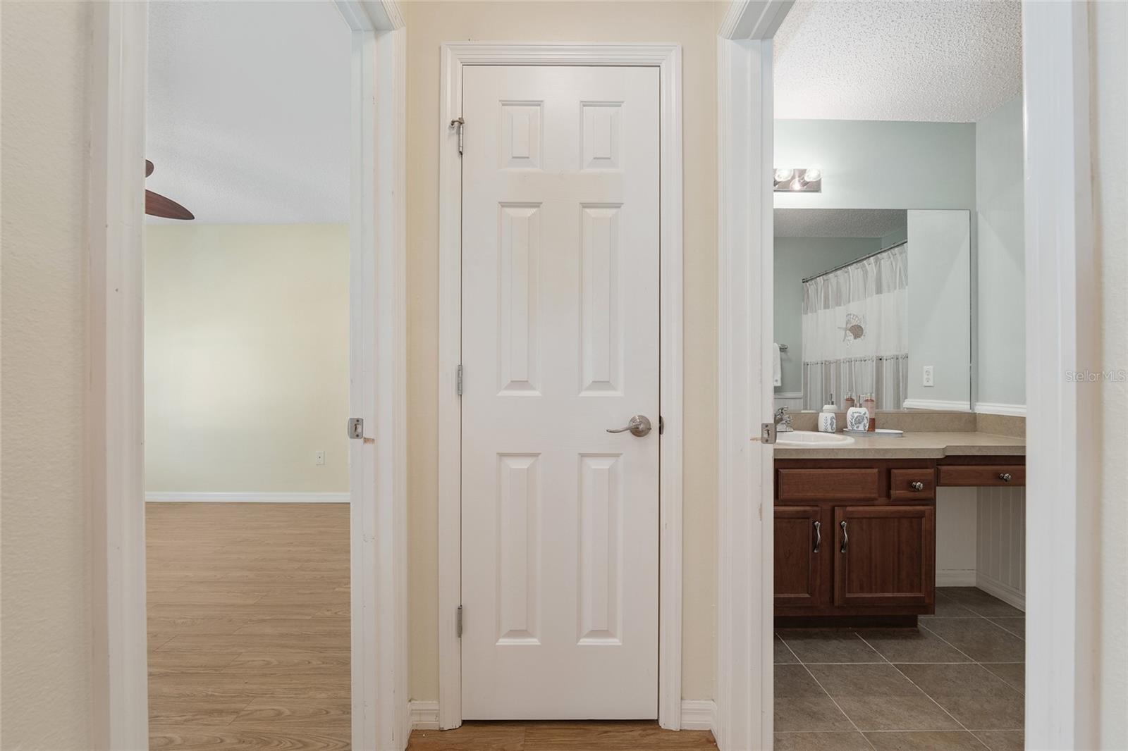 2588 ENGLISH IVY CIR, THE VILLAGES, FL, 32162