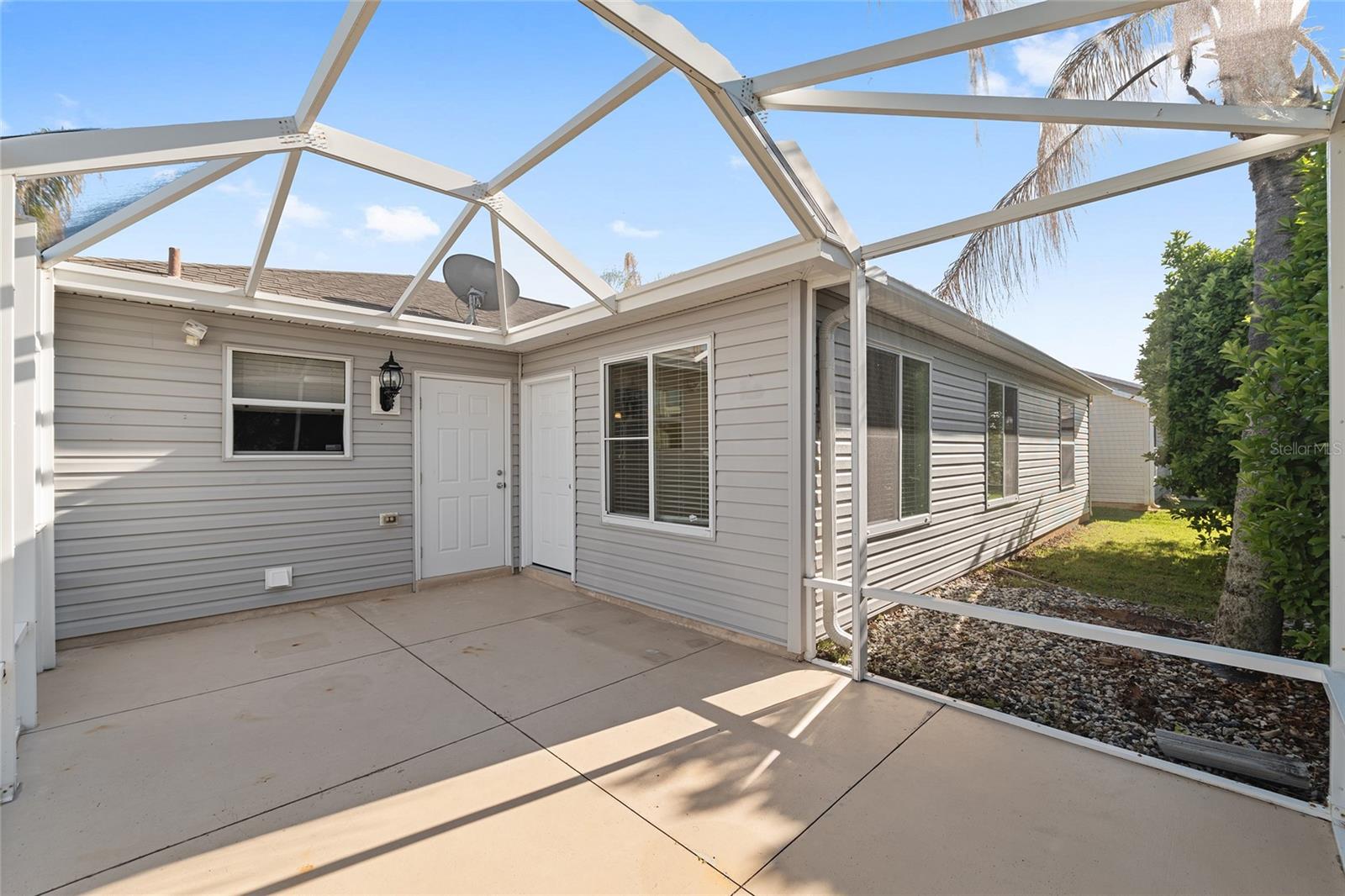 2588 ENGLISH IVY CIR, THE VILLAGES, FL, 32162