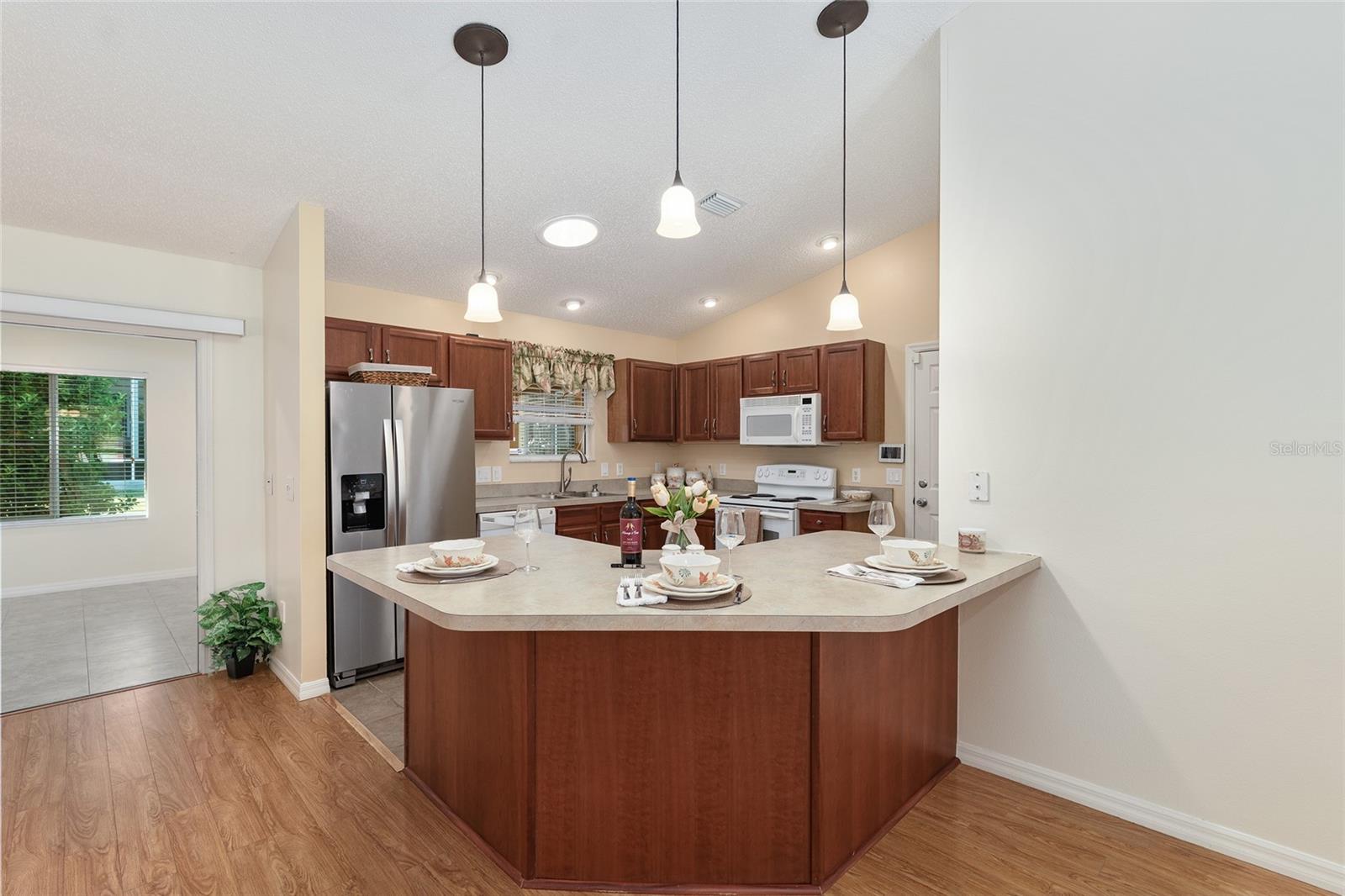 2588 ENGLISH IVY CIR, THE VILLAGES, FL, 32162