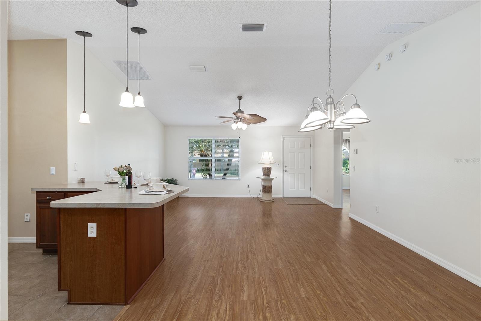 2588 ENGLISH IVY CIR, THE VILLAGES, FL, 32162