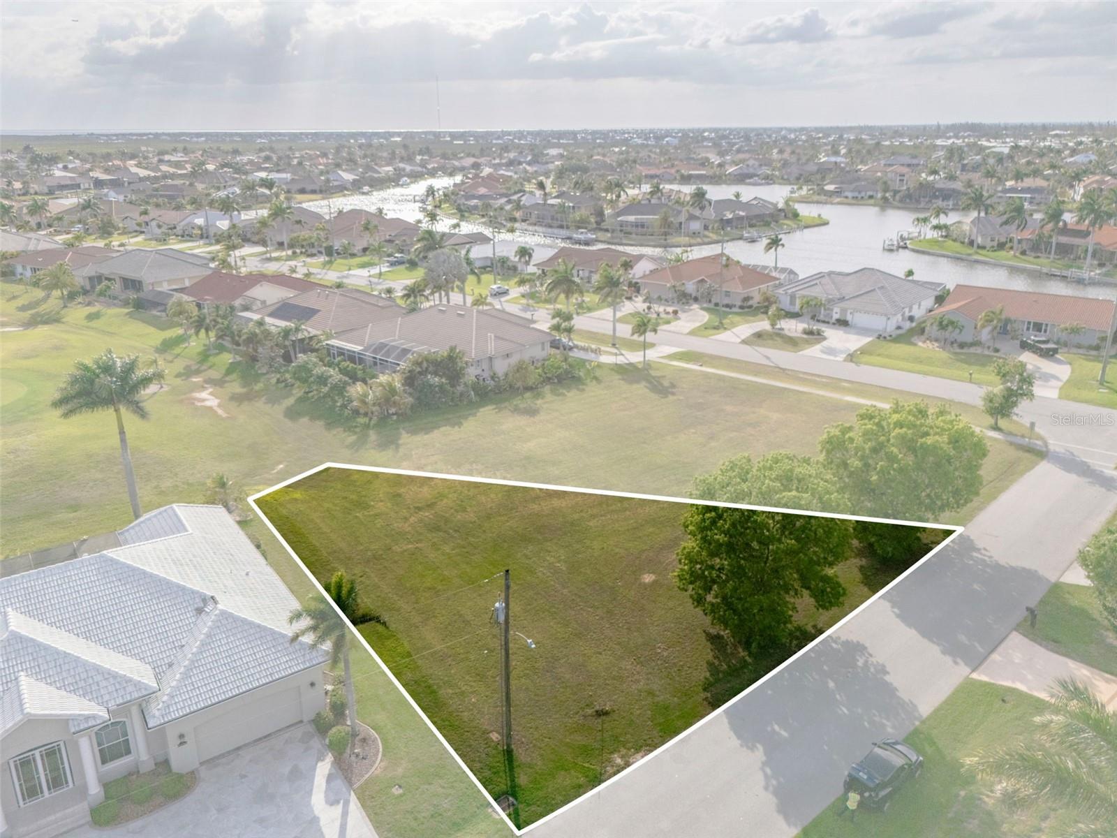 3707 BORDEAUX DR, PUNTA GORDA, FL, 33950