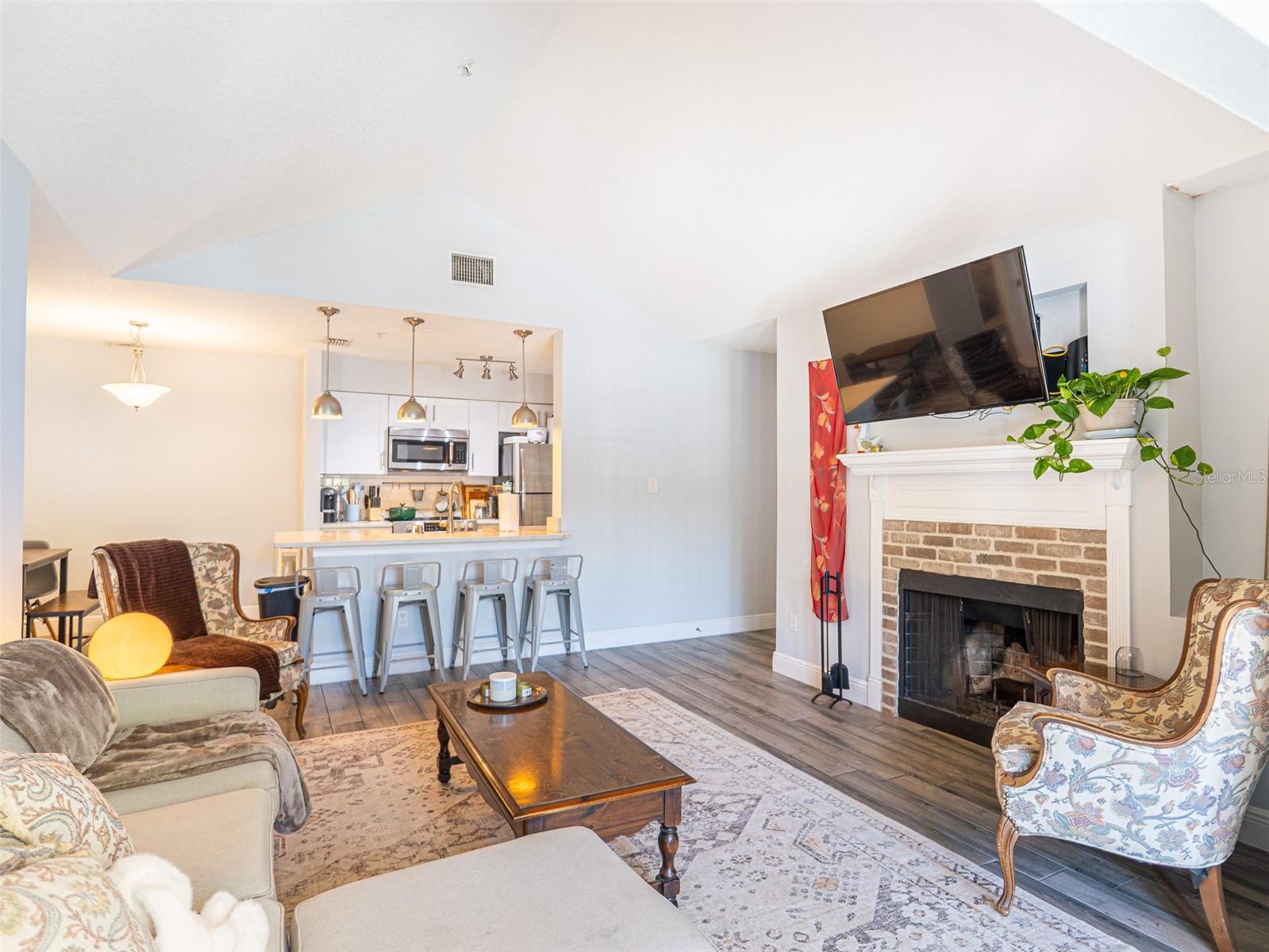 249 AFTON SQ #211, ALTAMONTE SPRINGS, FL, 32714