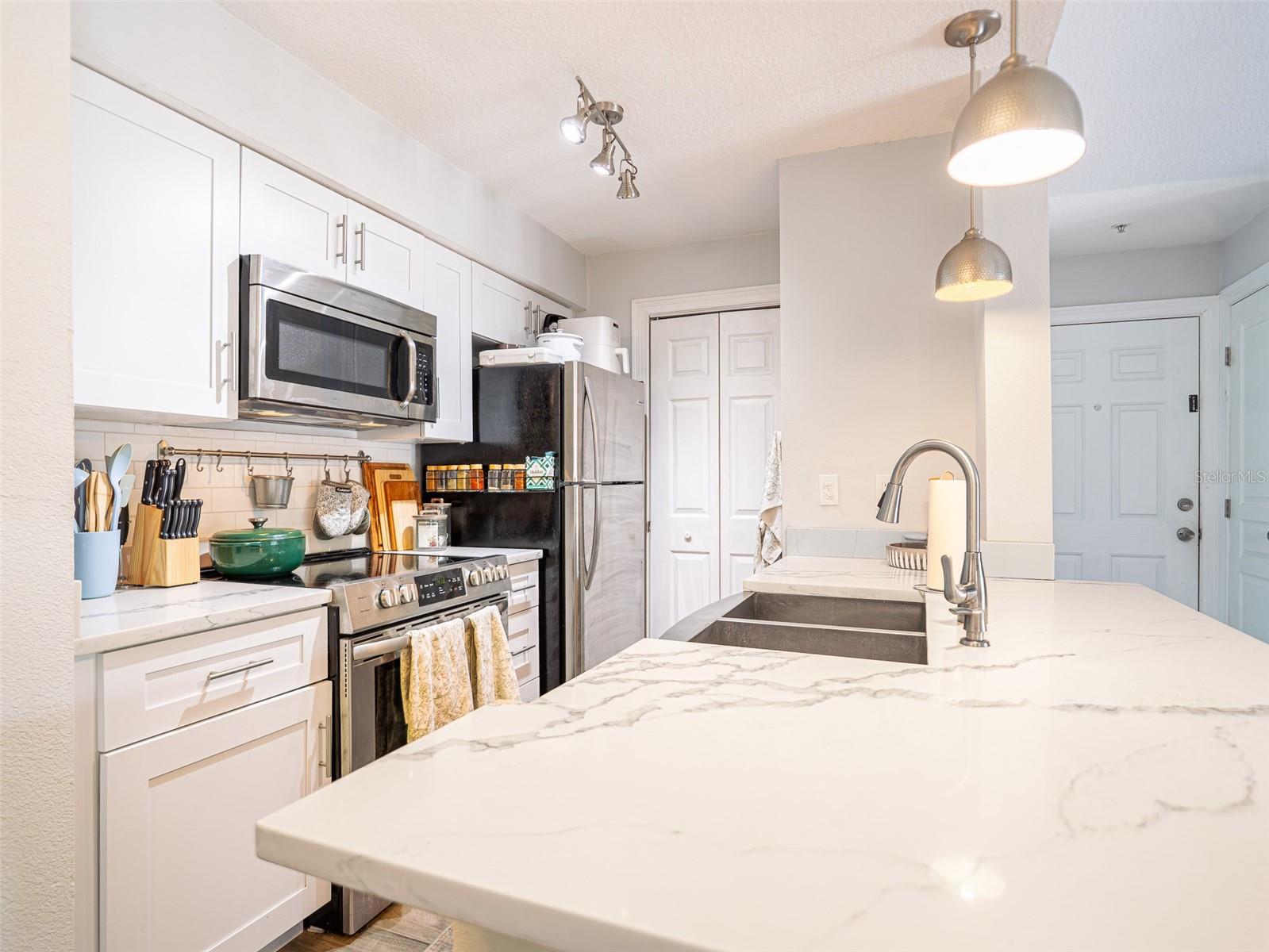 249 AFTON SQ #211, ALTAMONTE SPRINGS, FL, 32714