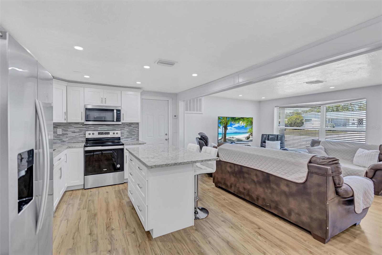 3816 BEACON SQUARE DR, HOLIDAY, FL, 34691