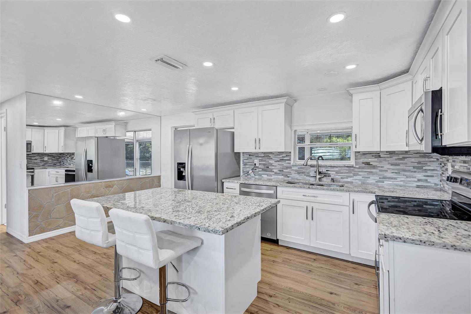 3816 BEACON SQUARE DR, HOLIDAY, FL, 34691