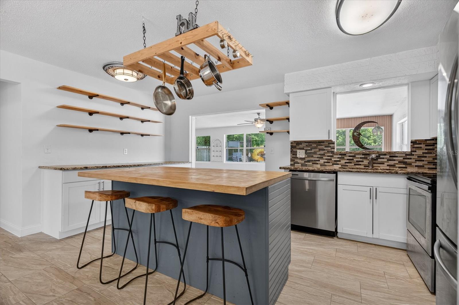 2524 FLORIDA BLVD, SOUTH DAYTONA, FL, 32119