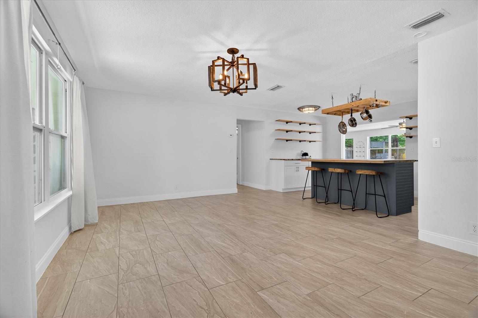 2524 FLORIDA BLVD, SOUTH DAYTONA, FL, 32119