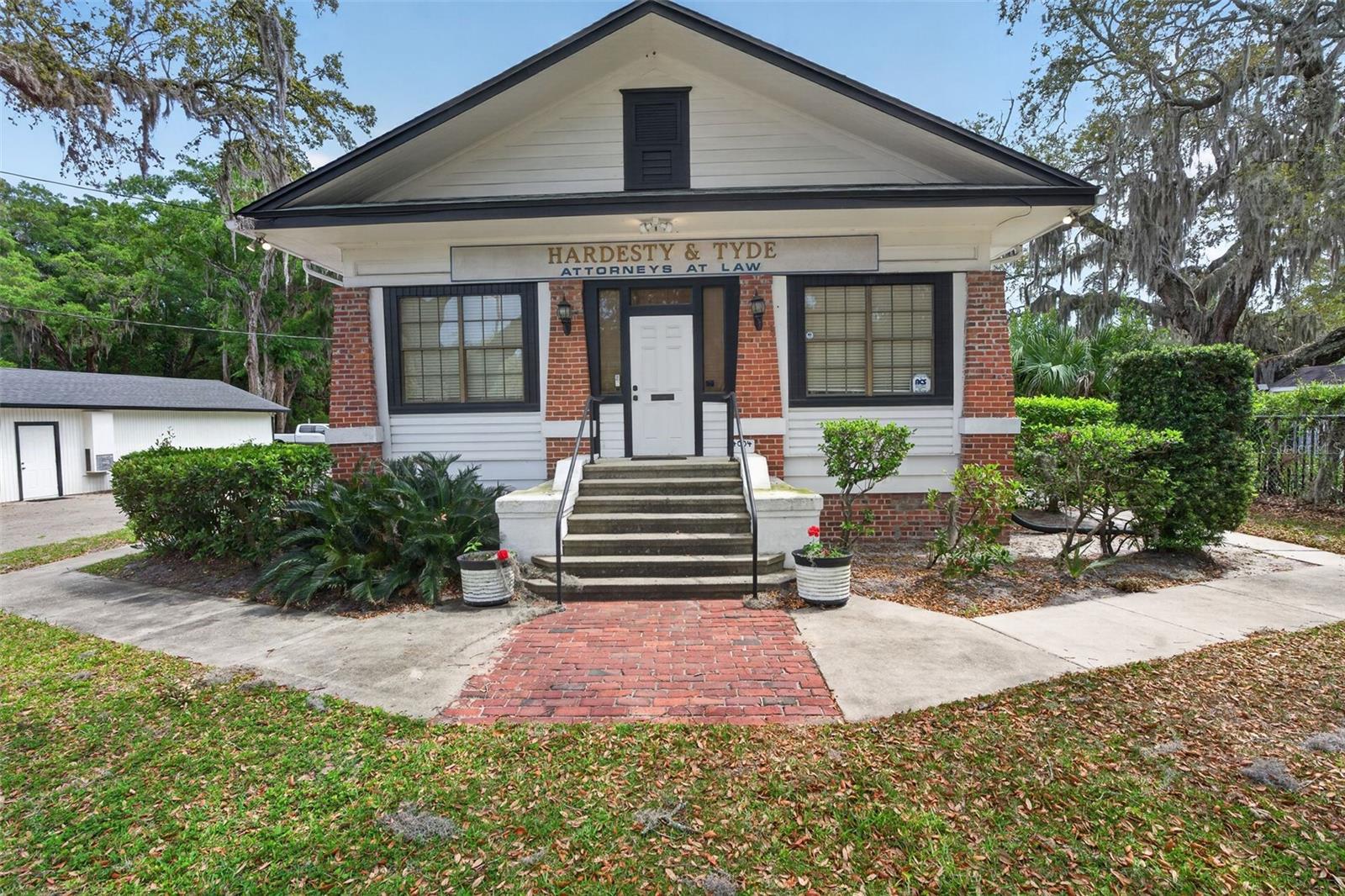 4004 ATLANTIC BLVD, JACKSONVILLE, FL, 32207