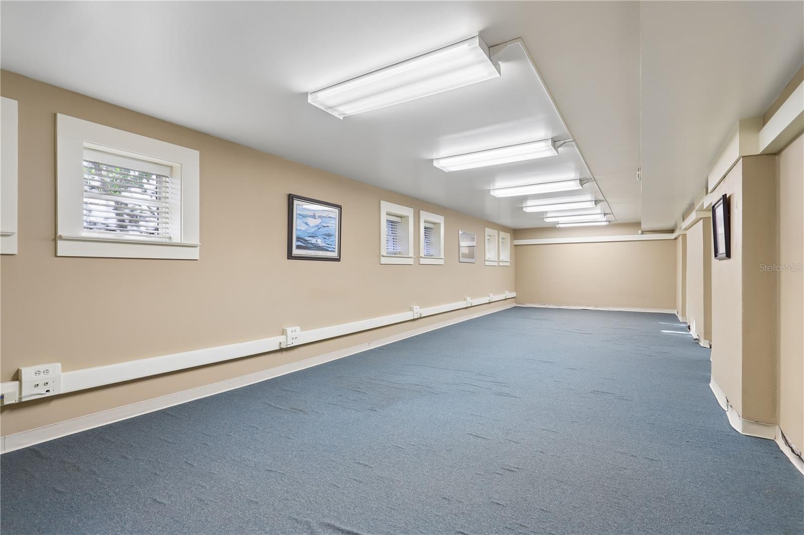 4004 ATLANTIC BLVD, JACKSONVILLE, FL, 32207