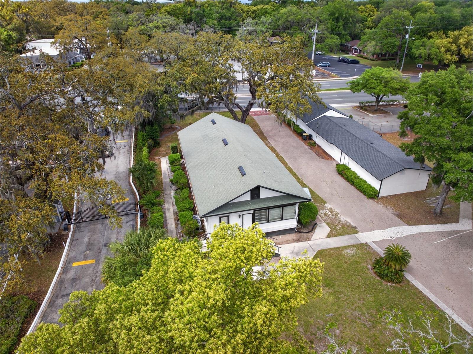 4004 ATLANTIC BLVD, JACKSONVILLE, FL, 32207