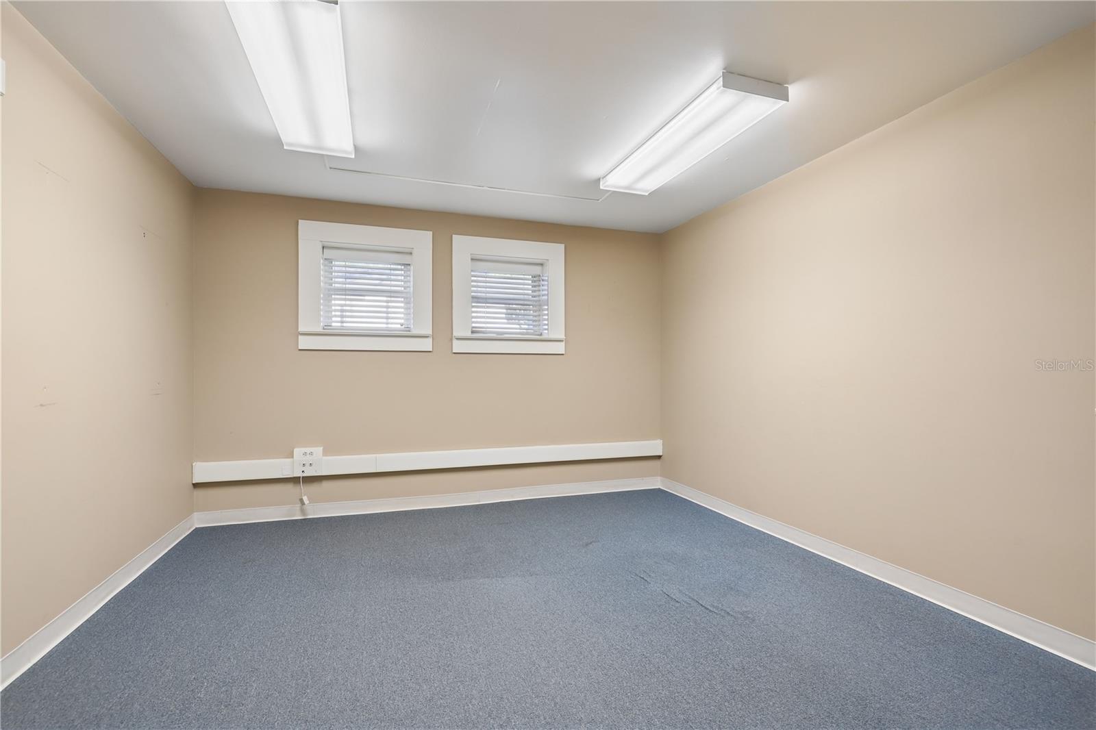 4004 ATLANTIC BLVD, JACKSONVILLE, FL, 32207