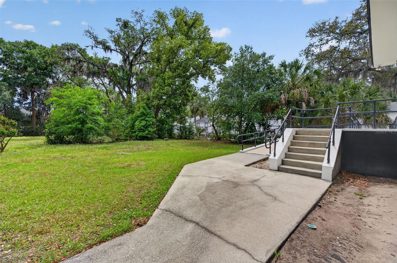 4004 ATLANTIC BLVD, JACKSONVILLE, FL, 32207