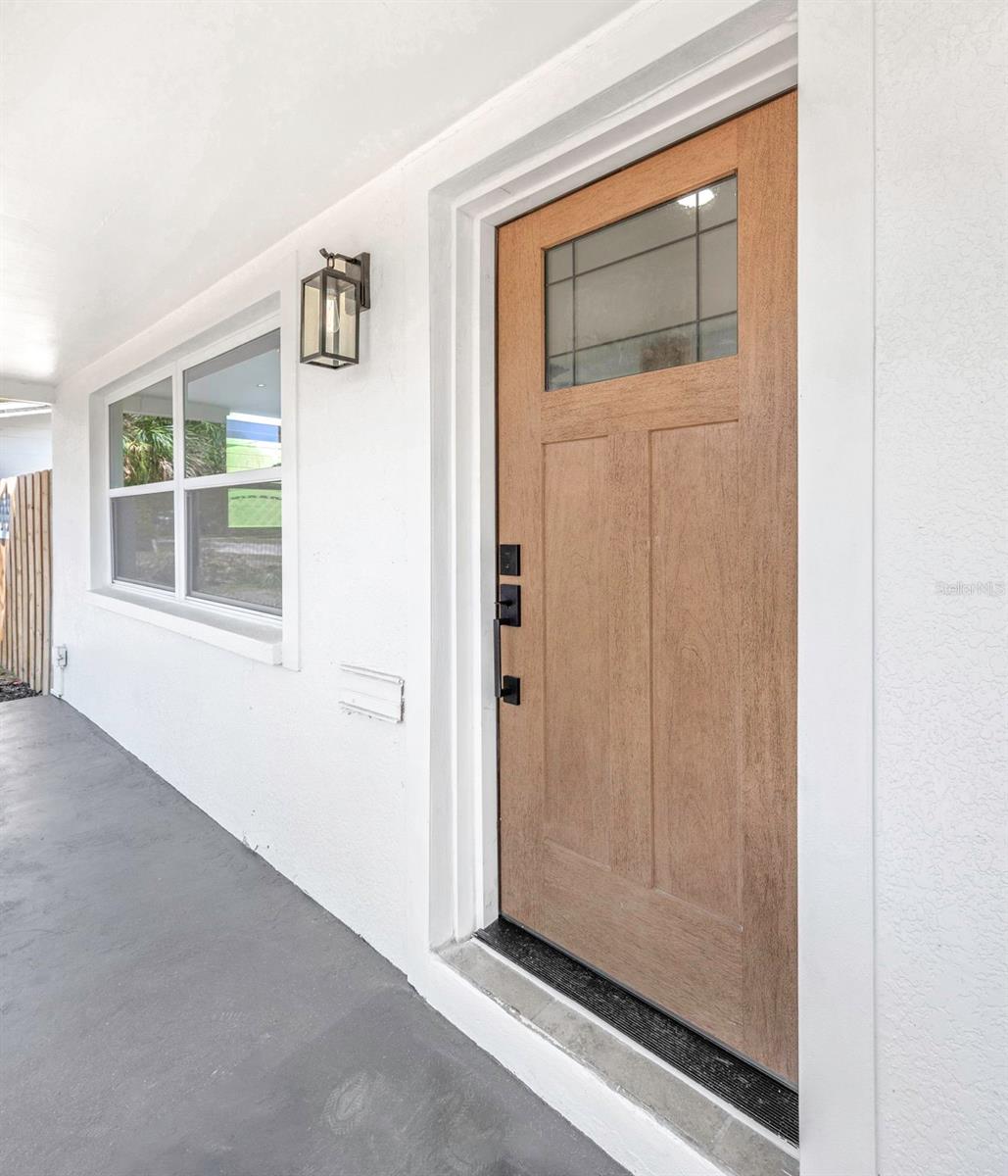 653 64TH AVE S, ST PETERSBURG, FL, 33705