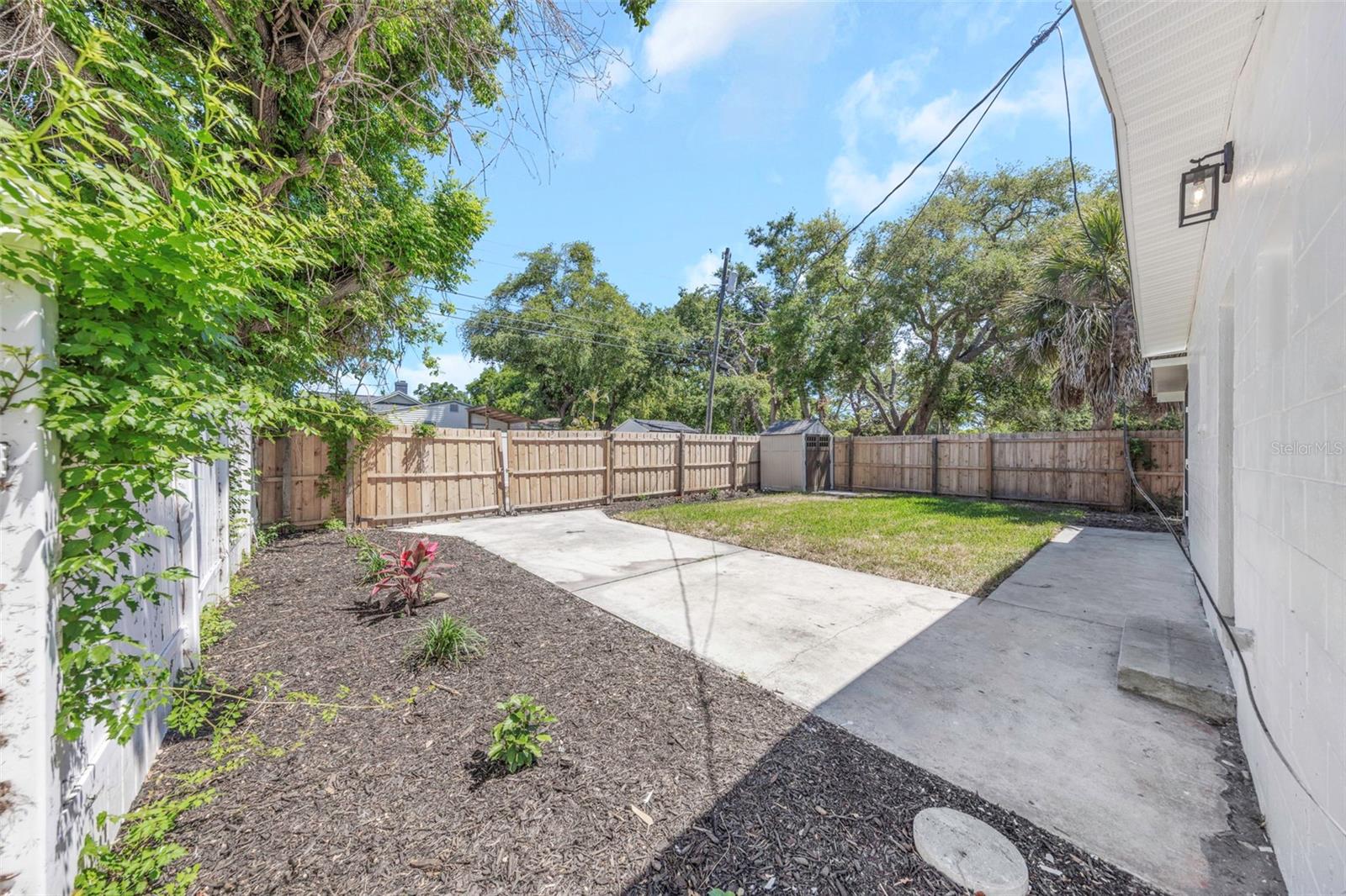 653 64TH AVE S, ST PETERSBURG, FL, 33705