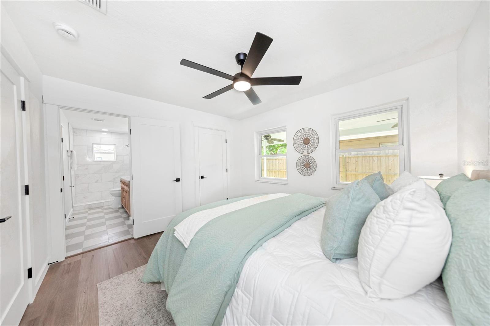 653 64TH AVE S, ST PETERSBURG, FL, 33705