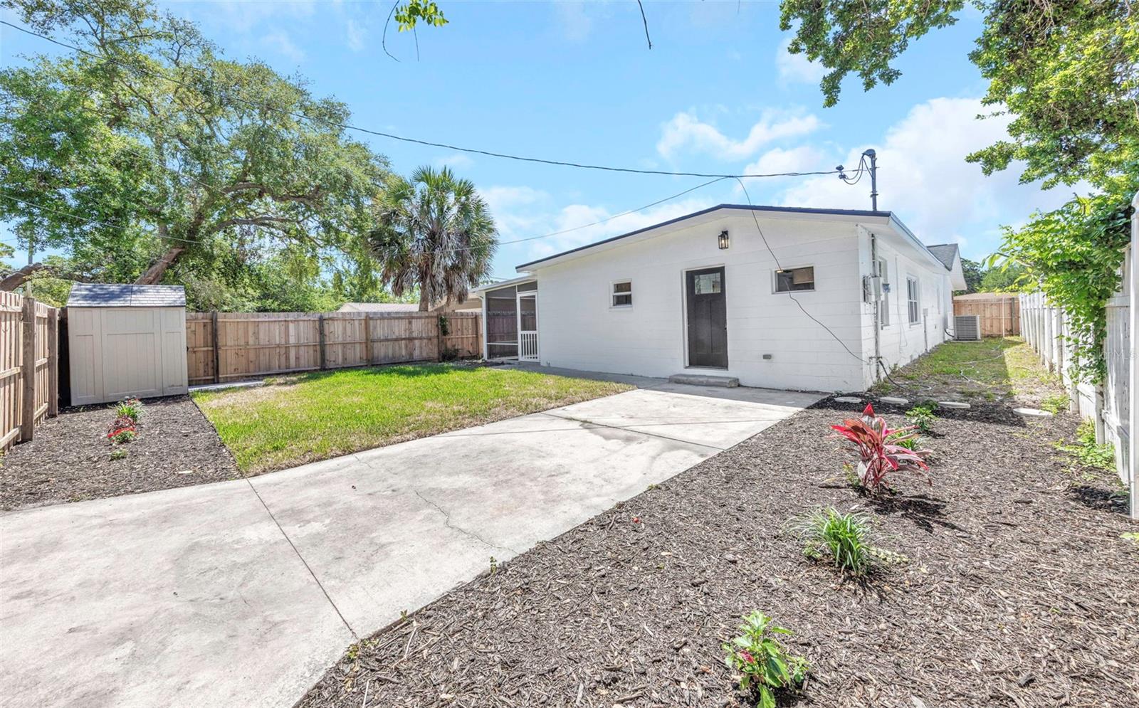 653 64TH AVE S, ST PETERSBURG, FL, 33705