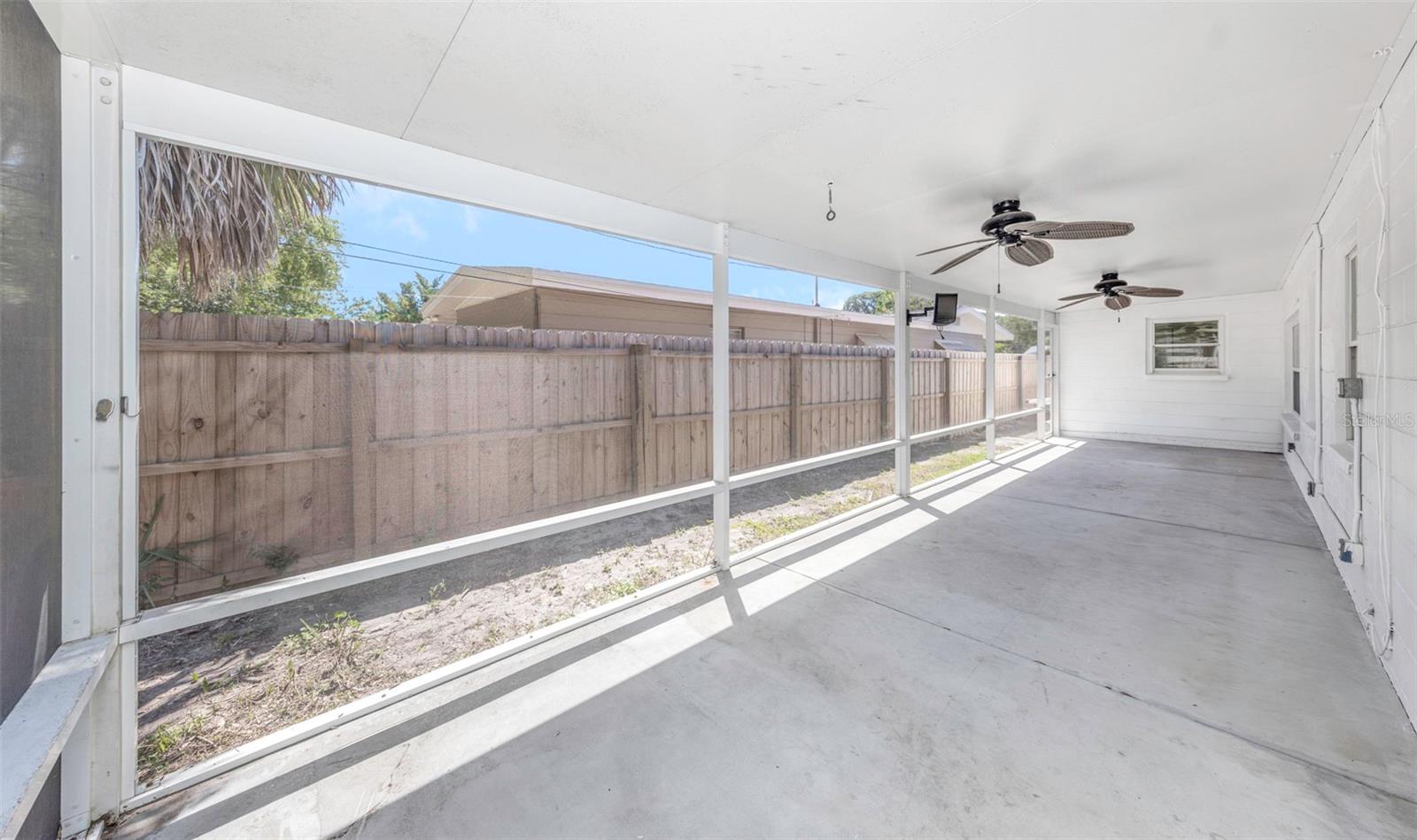 653 64TH AVE S, ST PETERSBURG, FL, 33705